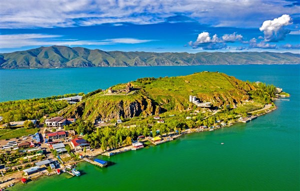 TO NEJLEPŠÍ Z ARMÉNIE jezero Sevan | TO NEJLEPŠÍ Z ARMÉNIE