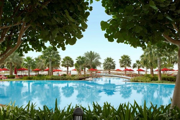 Khalidiya Palace Rayhaan by Rotana bazén | Khalidiya Palace Rayhaan by Rotana