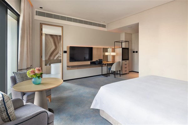 Address beach resort dvojlůžkový pokoj s manželskou postelí | Address beach resort