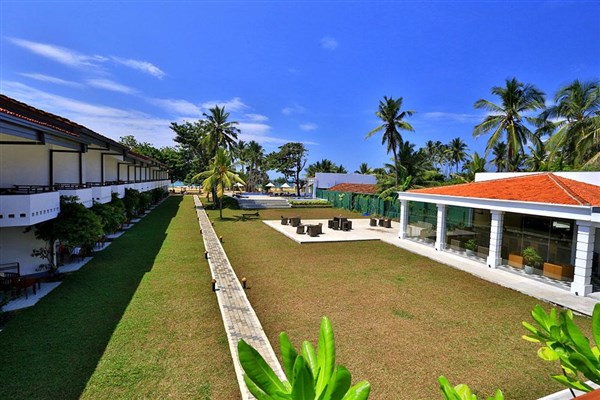 Hibiscus Beach Hotel