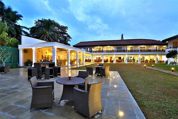 Hibiscus Beach Hotel