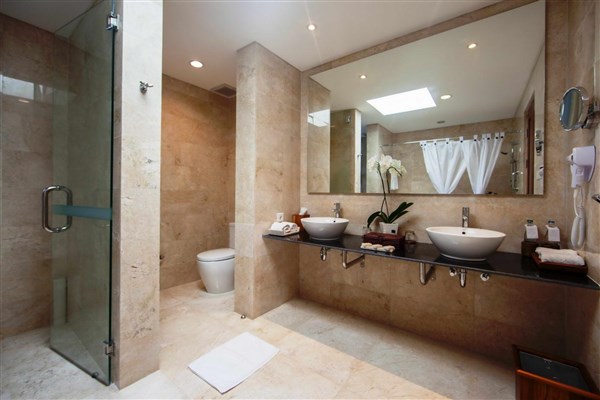 Legian Beach Hotel koupelna | Legian Beach Hotel