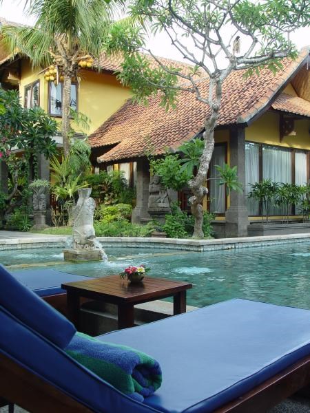 Puri Mesari bazén | Puri Mesari