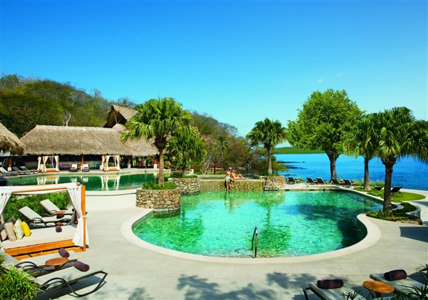 Secrets Papagayo Costa Rica bazén | Secrets Papagayo Costa Rica