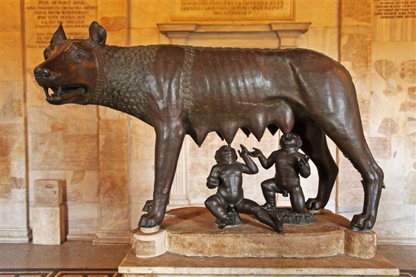 Řím vlčice s Romulusem a Remolusem | Řím