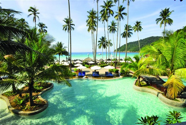 The Taaras Beach Resort & Spa hotelový bazén | The Taaras Beach Resort & Spa