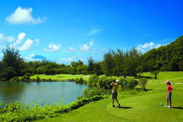 Shangri-La´s Rasa Ria Resort golfové hřiště | Shangri-La´s Rasa Ria Resort