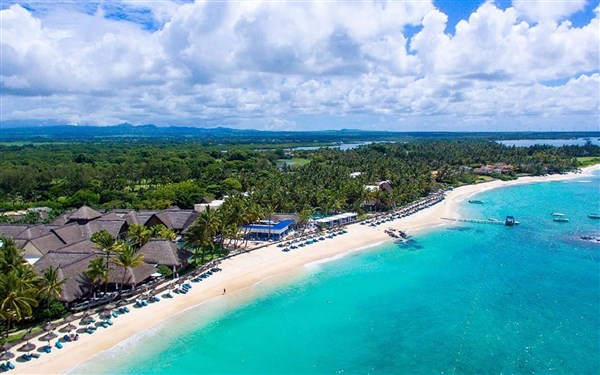 Constance Belle Mare Plage Resort