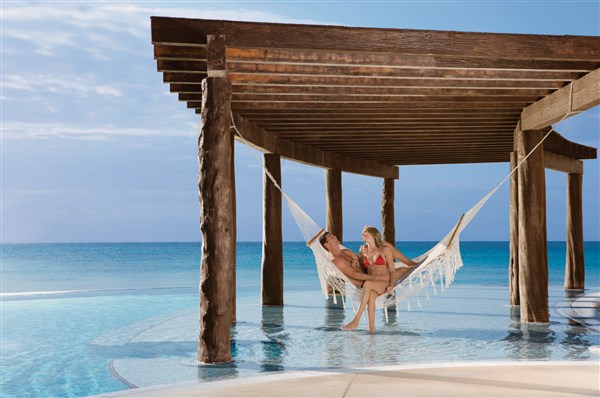 Dreams Jade Resort & Spa houpačka | Dreams Jade Resort & Spa