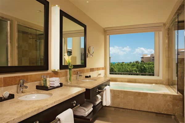 Dreams Jade Resort & Spa