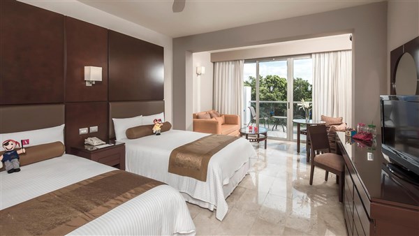 Grand Riviera Princess & Grand Sunset Princess