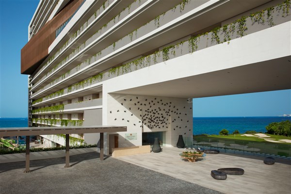 Dreams Vista Cancún Golf & Spa Resort