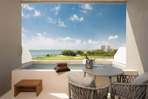 Dreams Vista Cancún Golf & Spa Resort