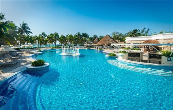 Catalonia Royal Tulum Beach & Spa Resort bazén | Catalonia Royal Tulum Beach & Spa Resort