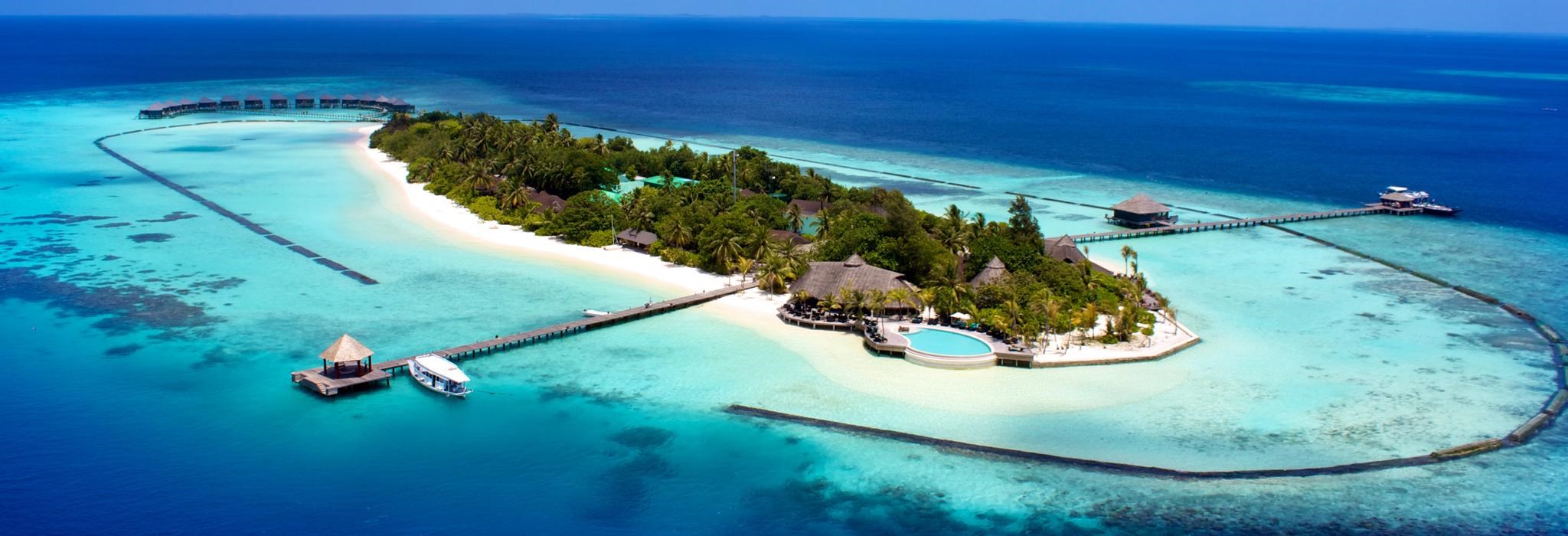 Komandoo Maldives Island Resort