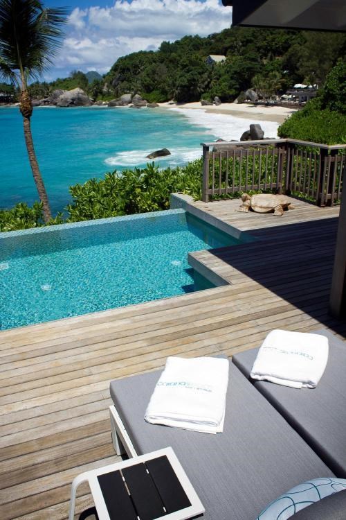 Carana Beach Hotel