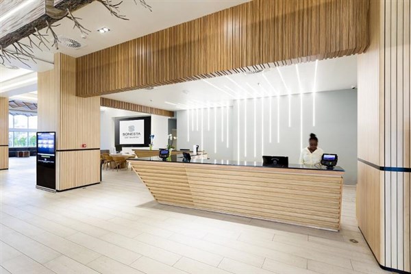Lobby - recepce hotelu | Sonesta Maho Beach Resort & Casino