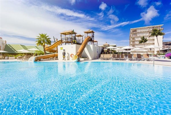 Bazén a skluzavky pro děti | Sonesta Maho Beach Resort & Casino