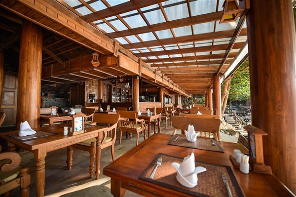 Santhiya Koh Phangan Resort & Spa restaurace | Santhiya Koh Phangan Resort & Spa