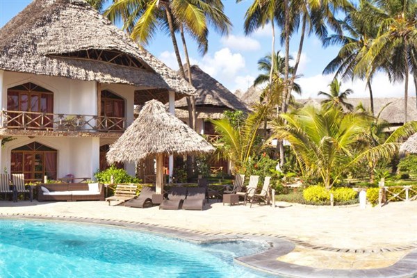 AHG Waridi Beach Resort & Spa bazén | AHG Waridi Beach Resort & Spa