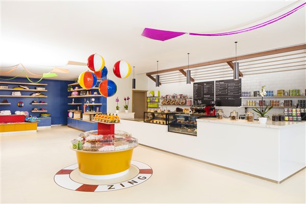 Centara Mirage Beach Resort Dubai kavárna | Centara Mirage Beach Resort Dubai