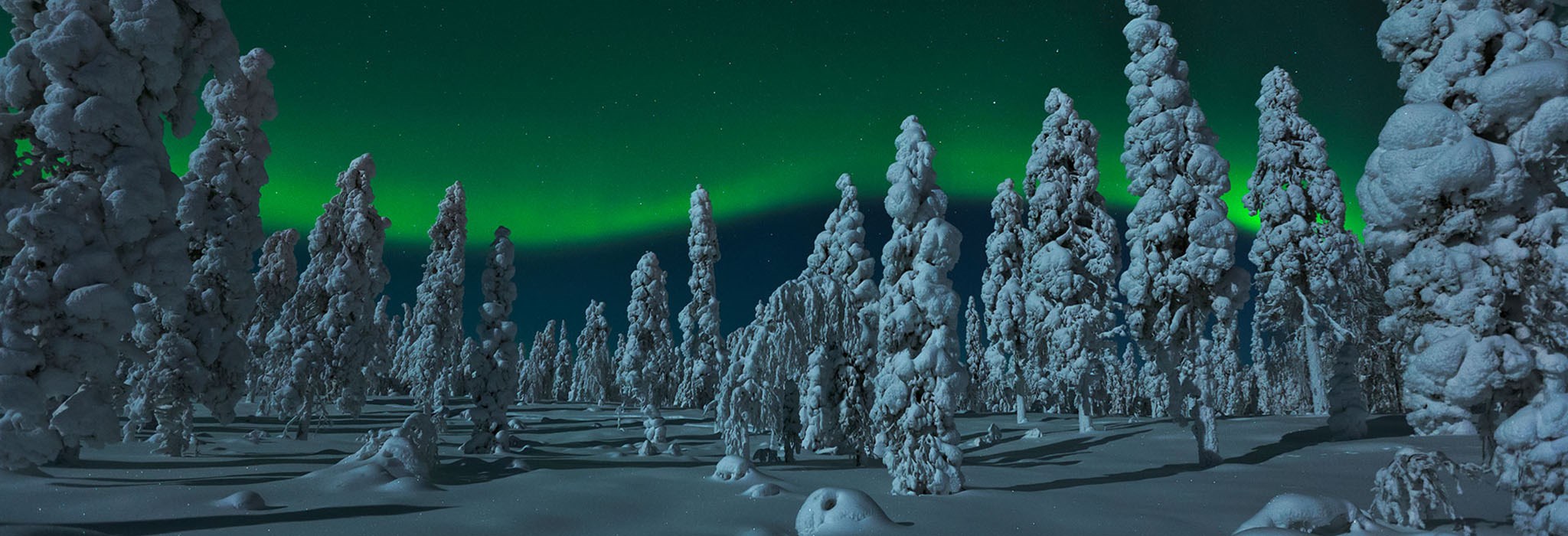 Laponsko - Polární záře v Igloo