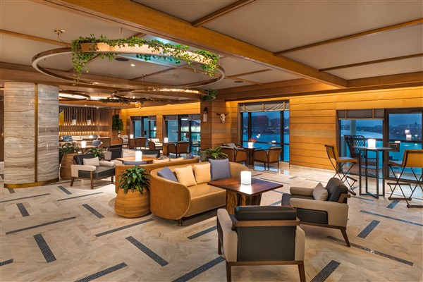 Taj Exotica Resort & Spa The Palm Dubai bar na střeše | Taj Exotica Resort & Spa The Palm Dubai