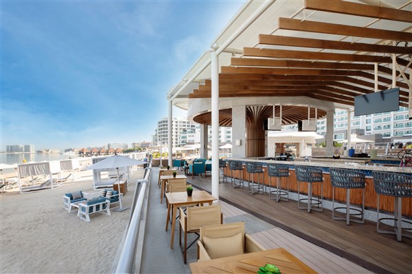 Taj Exotica Resort & Spa The Palm Dubai bar na pláži | Taj Exotica Resort & Spa The Palm Dubai