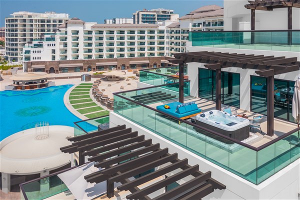 Taj Exotica Resort & Spa The Palm Dubai