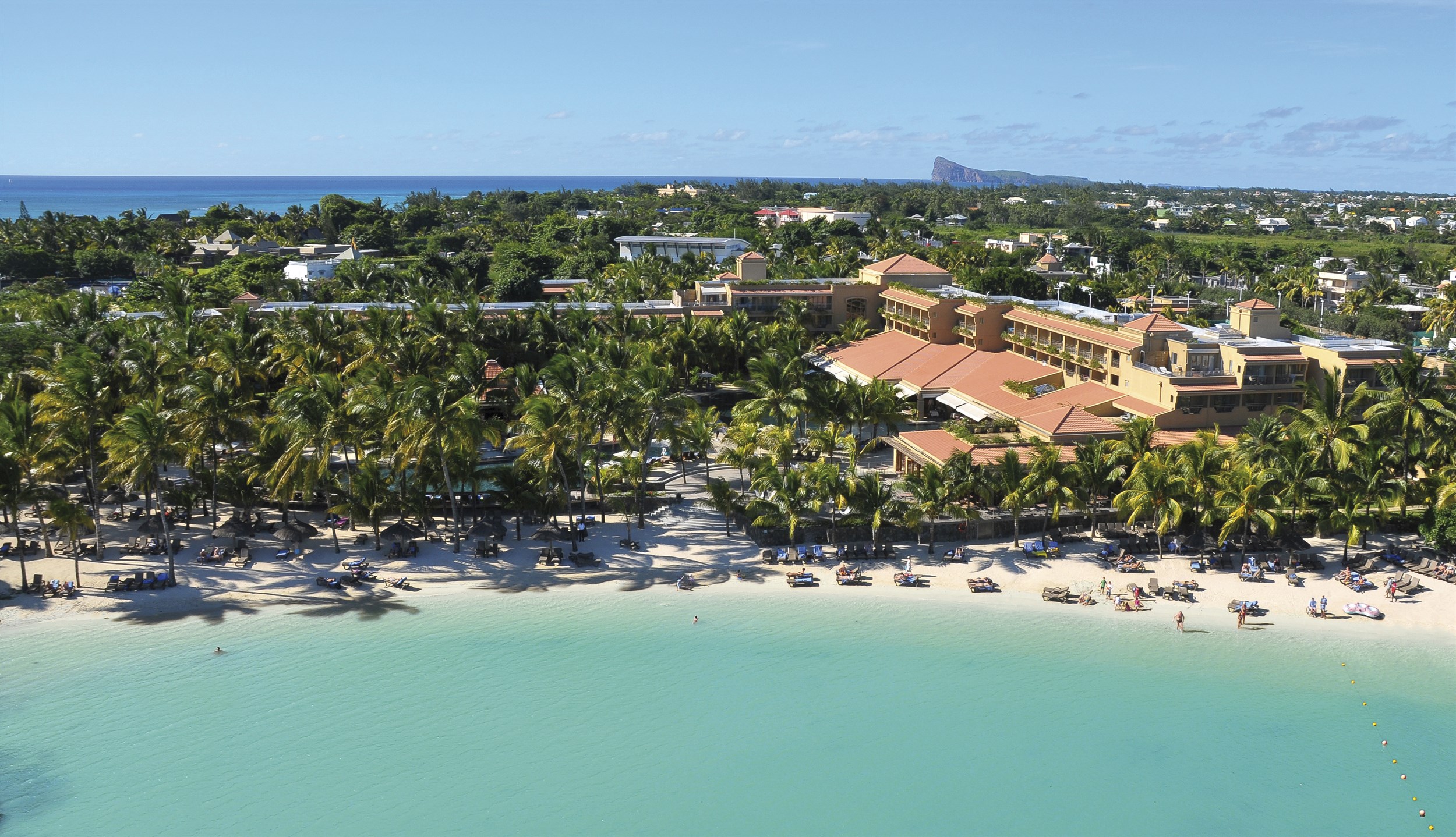 Mauricia Beachcomber Resort & Spa