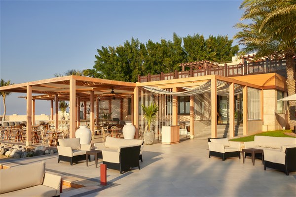 Ajman Saray posezení venku | Ajman Saray