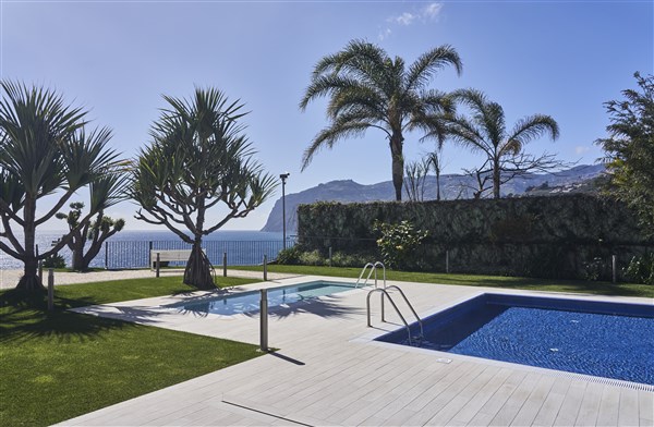 Golden Residence