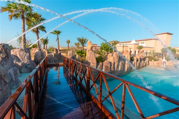 Rixos Premium Saadiyat Island vlnový bazén | Rixos Premium Saadiyat Island