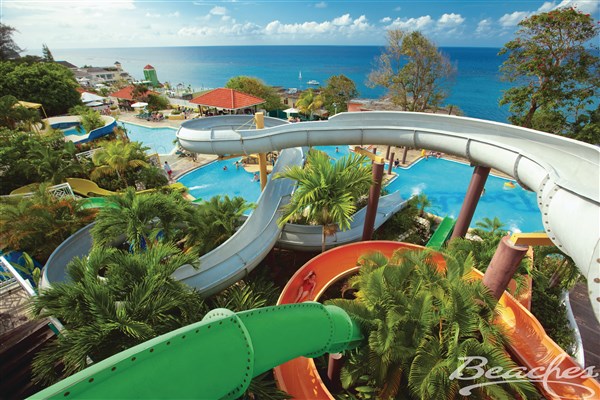 Beaches Ocho Rios tobogány do bazénu | Beaches Ocho Rios