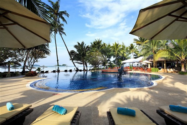 Centara Tropicana Beach Resort