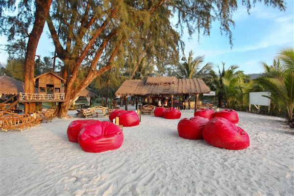 Centara Tropicana Beach Resort