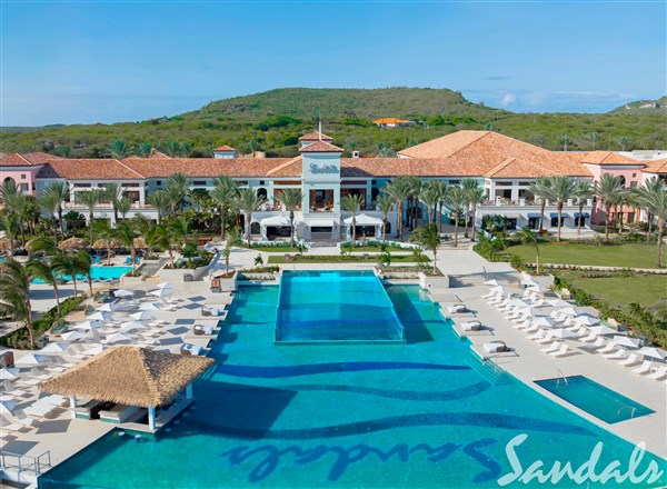 Sandals Royal Curacao bazén | Sandals Royal Curacao