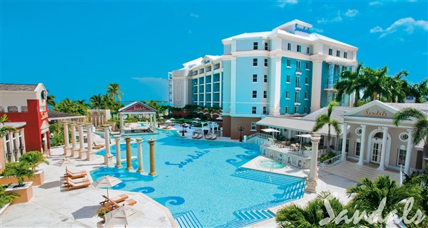Sandals Royal Bahamian bazén | Sandals Royal Bahamian
