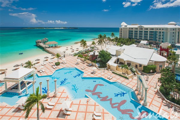 Sandals Royal Bahamian bazén | Sandals Royal Bahamian