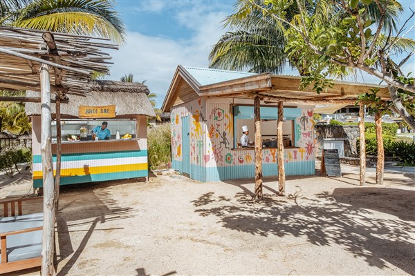 Zilwa Attitude bar | Zilwa Attitude
