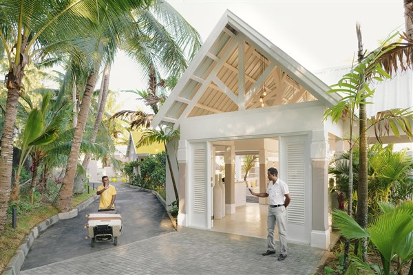 Tropical Attitude recepce | Tropical Attitude