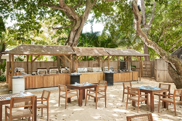 Ravenala Attitude restaurace | The Ravenala Attitude