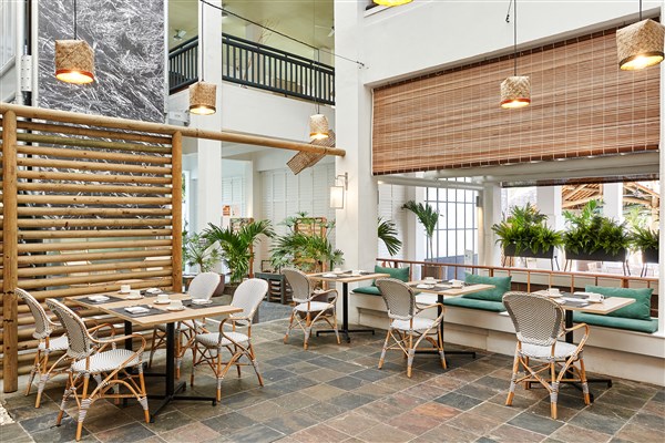 Ravenala Attitude restaurace | The Ravenala Attitude