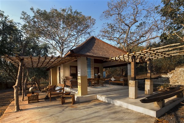 Nusabay Menjangan by WHM