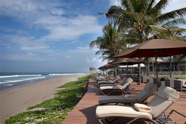 The Samaya Seminyak lehátka u pláže | The Samaya Seminyak