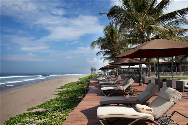 The Samaya Seminyak lehátka u pláže | The Samaya Seminyak