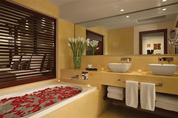 Secrets Playa Mujeres Golf & Spa Resort