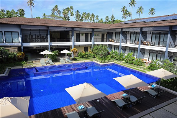 Huni Lio Resort bazén a areál | Huni Lio Resort