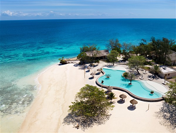 Bawe Island pohled na bazén u pláže | Bawe Island