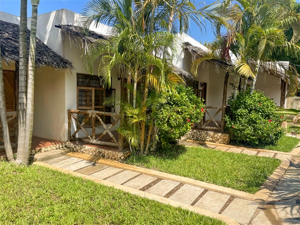 AHG Hisia Nungwi chatka | AHG Hisia Nungwi